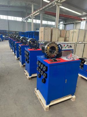200 Pcs/h Máquina de Crimping de mangueira de borracha Desempenho confiável com força de crimping de 600T