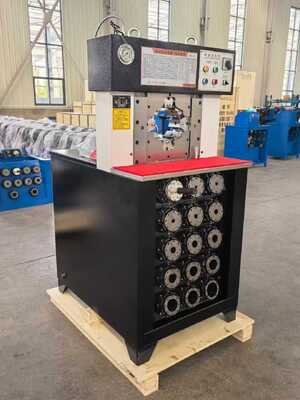 Máquina de enxaguar mangueira hidráulica com comando de botão com alcance de enxaguamento de 6-76 mm e abertura máxima de 165 mm