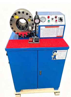 Máquina de friso de mangueira de borracha de 2 polegadas 600T 31.5Mpa Modelo mais alto Tensão de cor azul 220v/380v com faixa de friso de 6-51mm e 10 dados intercambiáveis