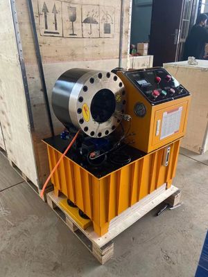Bom preço. O ponto baixo custou à máquina de friso 600T da mangueira de borracha da tubulação a pressão multifuncional on-line