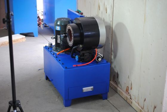 Bom preço. a mangueira hidráulica de friso da polegada da máquina 1/4-2 da mangueira de 5l DX68 estampa on-line