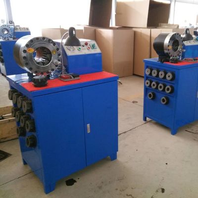 Bom preço. Máquina de friso posta elétrica 31.5MPa da mangueira hidráulica para o uso industrial on-line