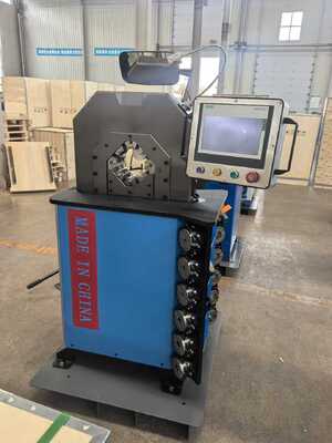 Máquina elétrica hidráulica para enxaguar mangueiras com precisão de 0,01 mm e alcance de enxaguamento de 6-102 mm para uso industrial