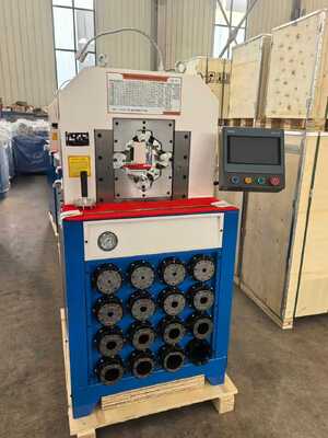 Máquina de Crimping de mangueira hidráulica de 3 polegadas com sistema de controle PLC 6-76mm Range de Crimping e 15 dies intercambiáveis