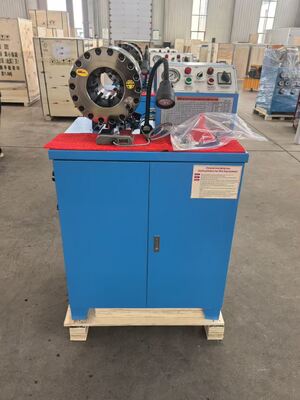 Bom preço. Máquina elétrica de corte de mangueira de borracha de 600T com alcance de 6-51 mm e 10 matrizes intercambiáveis para o triturador de mangueira hidráulica on-line