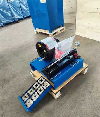 Bom preço. Máquina de friso manual da mangueira da eficiência elevada 600T da cor azul de 2 polegadas com escala de friso de 6-51mm e 10 dados intercambiáveis ​​para aplicações hidráulicas on-line