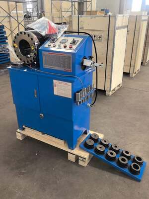Bom preço. Máquina de crimpagem de mangueira hidráulica de 2 polegadas 6-51 mm com 10 matrizes com funcionalidade dupla e máquina de desbaste de mangueira 2 funções em uma máquina de crimpagem / desbaste para construção robusta on-line