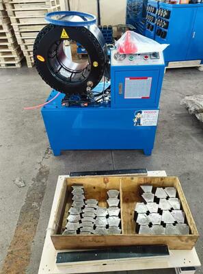 Máquina de crimpagem de mangueira hidráulica de 6 polegadas até 150 mm, crimpagem de mangueira de 6 camadas/fios, faixa de crimpagem de 4-150 mm, abertura grande, força de crimpagem de 2500 toneladas e 20 matrizes intercambiáveis