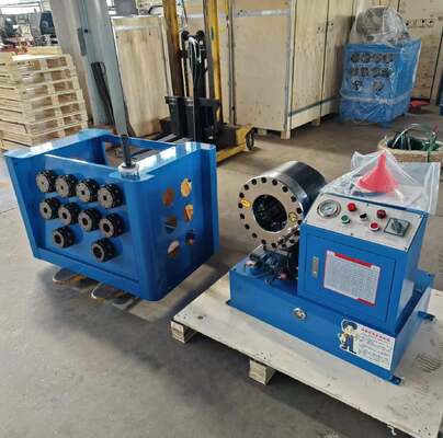 Bom preço. Faixa de crimpagem de 2 "até 64 mm 2,5 polegadas Cor azul 220 V / 240 V / 380 V / 415 V Tensão Mangueira hidráulica Máquina de crimpagem Systerm de controle de botão com ferramenta de molde de mudança rápida e rack e 10 matrizes intercambiáveis on-line